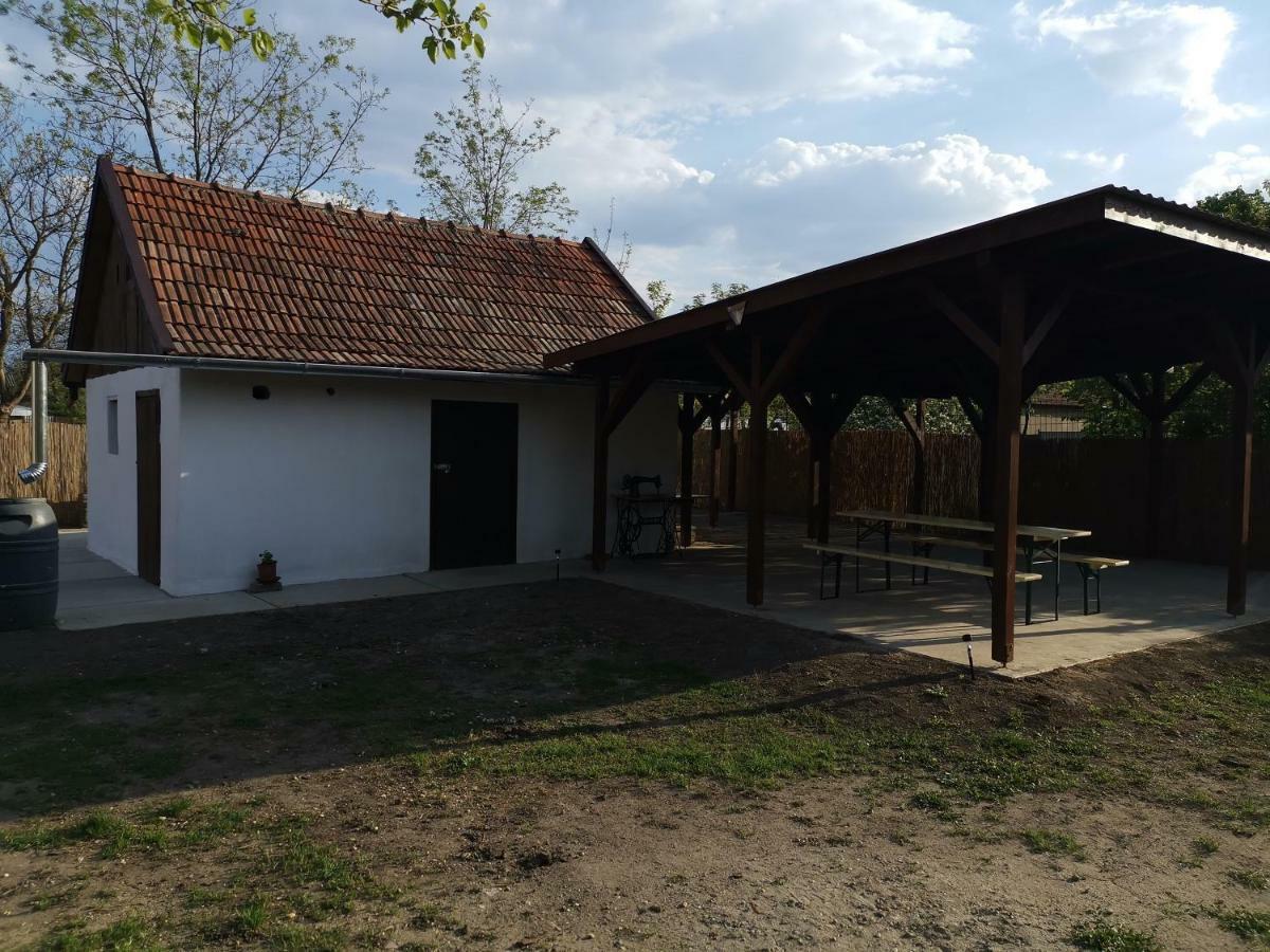 Harsfak Villa Mezokovacshaza Exterior foto